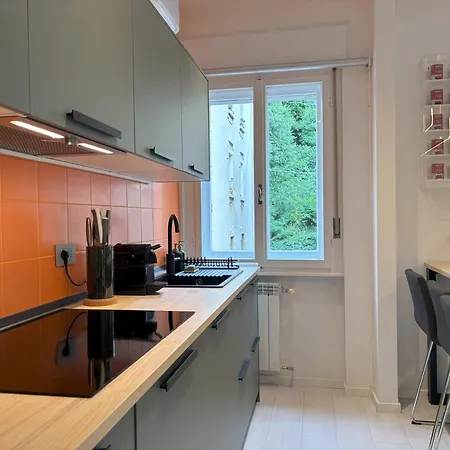 Art Apartment * Trieste